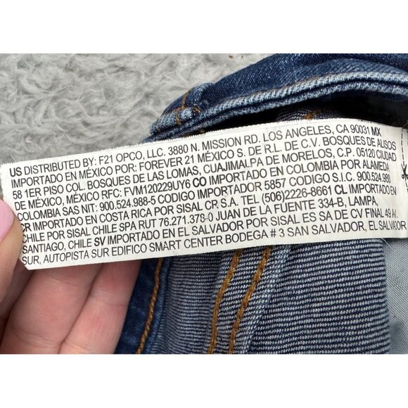 Forever 21 Slim Mens Denim Jeans Size 33 lighter W/Lighter Upper Backside - Picture 8 of 13